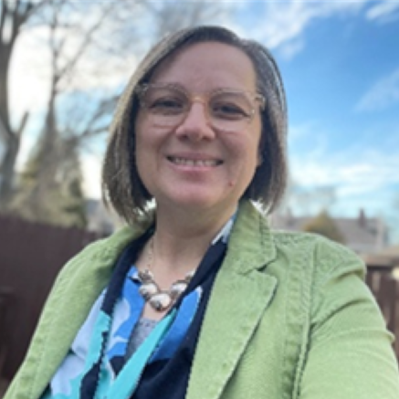 Dr. Jennifer Sullivan headshot