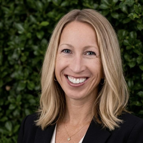 Dr. Alethea Desrosiers headshot